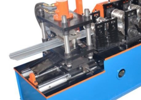 Palisade-dekorativer Zaun Panel Roll Forming bearbeiten automatische starke 0.8mm maschinell
