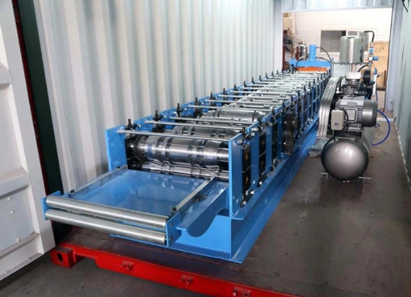 Örtlich festgelegte Art 0.4mm Dach-Platten-Rolle, die Maschinen-Naht Lok Plc Controlled bildet