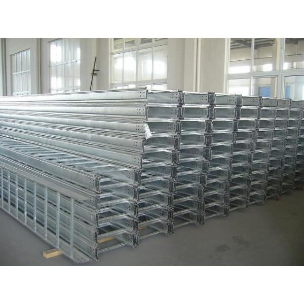 90 - Bewegungshohe geschwindigkeit 600mm Profil-Breiten-Kabel-Tray Roll Forming Machines 7.5KW