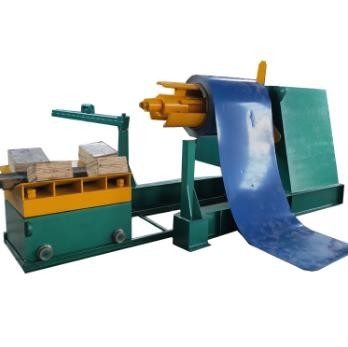 Q235 Kohlenstoffstahl-Farbeinfache aufschlitzende Schneidemaschine-Stahllinie 0,2 - 3.0mm