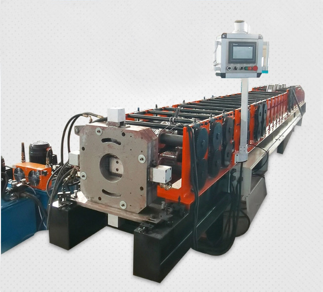 Automatische Stahlrinnenformmaschine für Gebäude- und Fliesendachschleusen