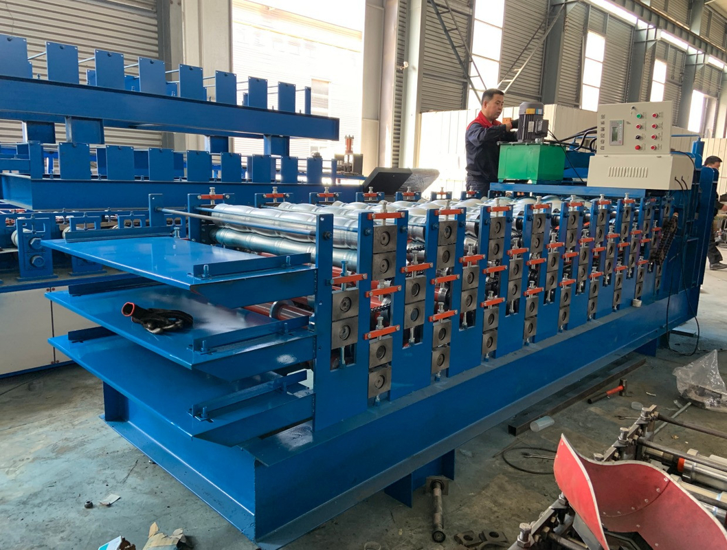 Hohes Produktivitäts-doppelstöckiges Rollenehemalige Doppelschicht-Rolle, die Maschine 380volt bildet