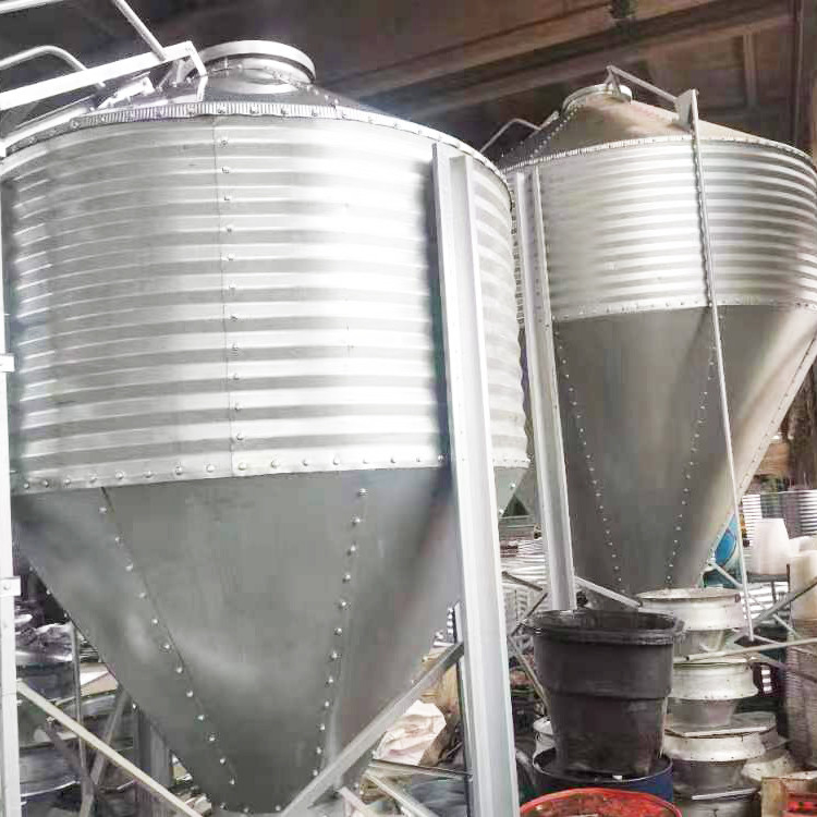 Das automatische Kurven asphaltieren die Korn-Blatt-Rolle, die Maschine für Silo-Mühlseitenkonsole bildet