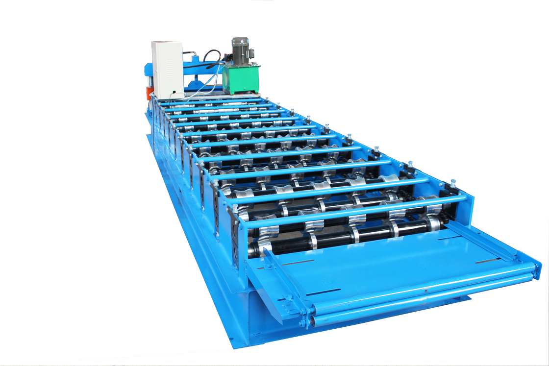 Fabrikpreis 2,5 T Wandplatten Rollformmaschine Hydraulikschneiden mit 50 mm Schachtdurchmesser
