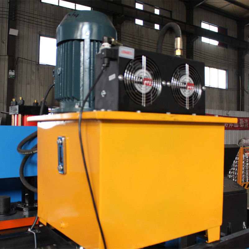 2024 Neues Design Doppelschicht-Dach-Rollformmaschine 840 Trapezform und 836