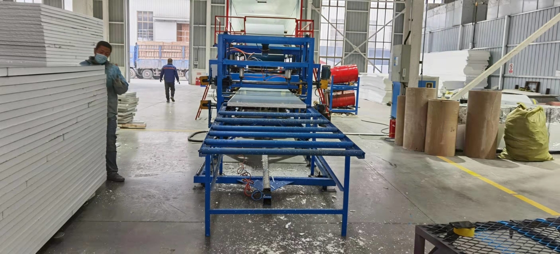 30-300 mm Dicke Eps Sandwich-Panel aus Steinwolle Produktlinie für Wandplatten für Kühlräume