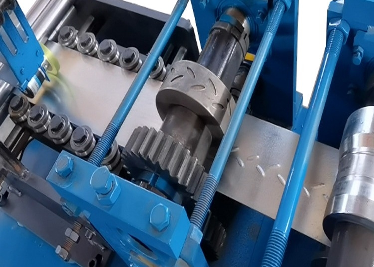1.2mm-Rollformmaschine für Verzinkte Stahlspulen