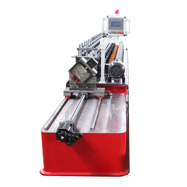 Flying Cut System 3kw C-Kanal Rollformmaschine Hochgeschwindigkeit für Ppgi