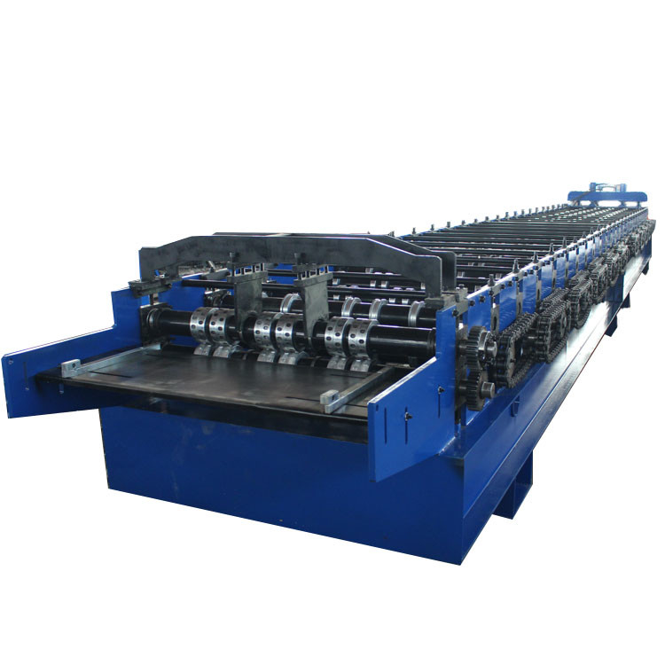 4t Metalldeck Rollformmaschine Spannung 380v 50hz 3-phasige 50mm Schacht Durchmesser