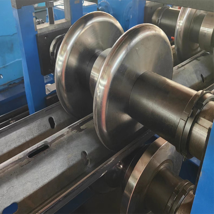 Löschmaschine HRC58-62 mit Chromplattierung für die Schutzhütte 11kw 5,5kw PLC-Steuerung
