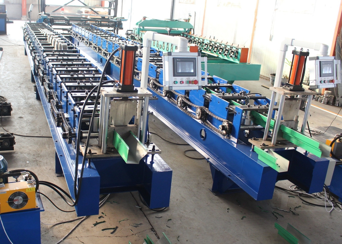 Hydraulische Schnitt-Rohr-Roll-Formmaschine 18-Stationen-Rollstationen 4KW Motorleistung