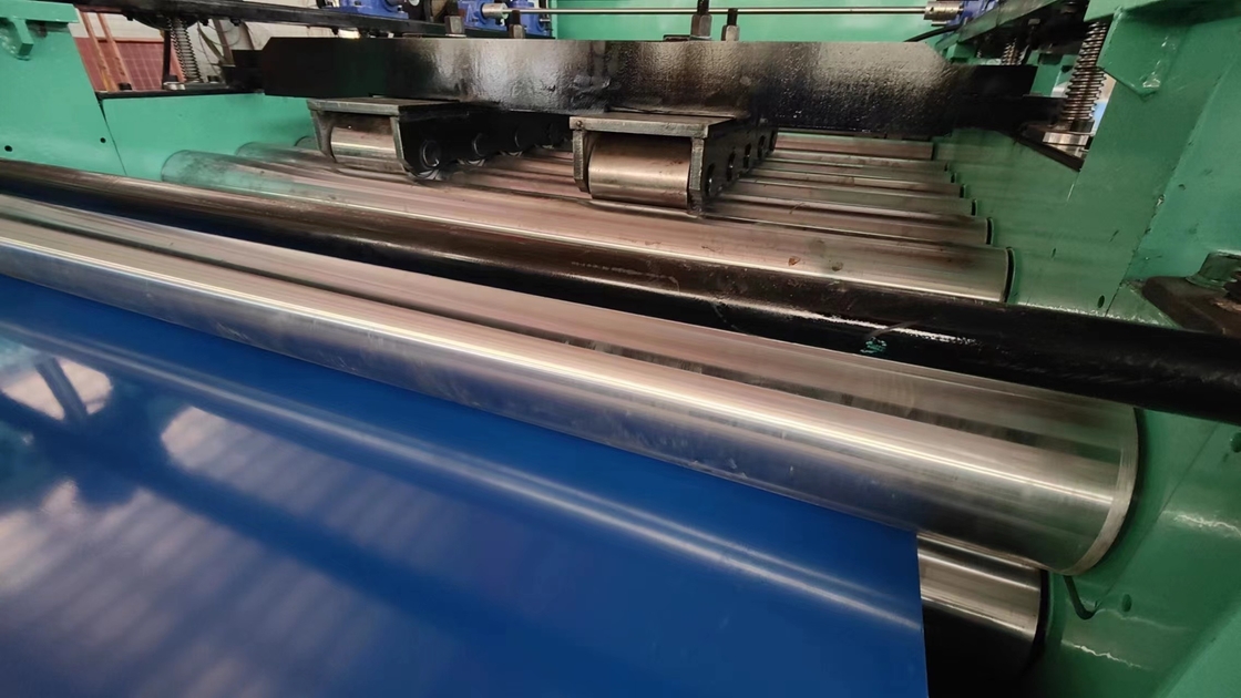 PLC-Steuerung Schneiden auf Länge und Schneiden Linie Leveler mit 4KW Formieren Motor 0,3-4mm