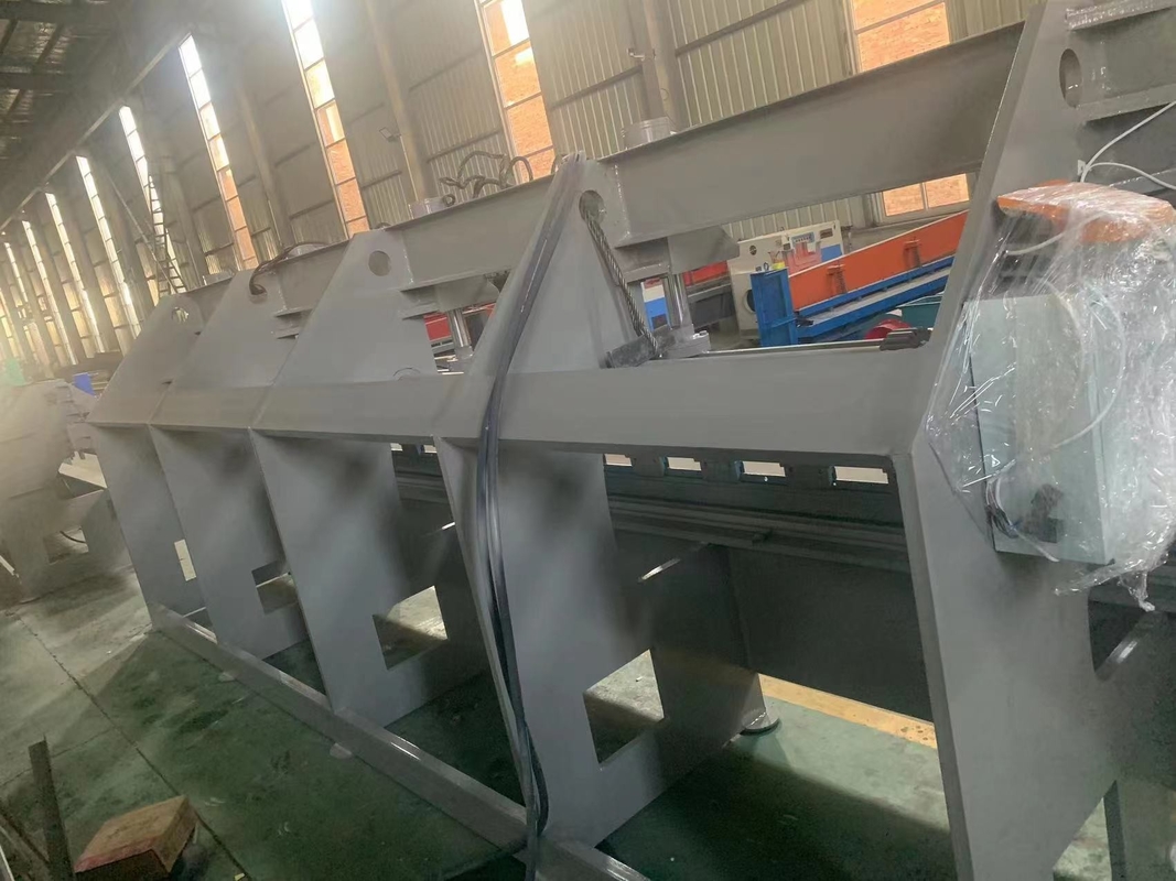 Hydraulischer Bieger mit 3 kW Spezialisiert auf Biegemaschine für 1,5 mm mildes Stahl