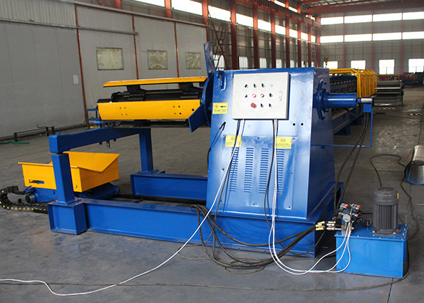 Hochgenaue Doppelschicht Stahldachplatten Rollformmaschine IBR Wellglas