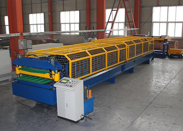 Hochgenaue Doppelschicht Stahldachplatten Rollformmaschine IBR Wellglas