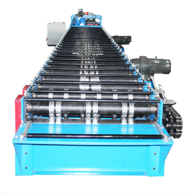 18-26 Stations-Kaltverzinkte Stahldeck-Rollformmaschine mit hydraulischem Schneiden