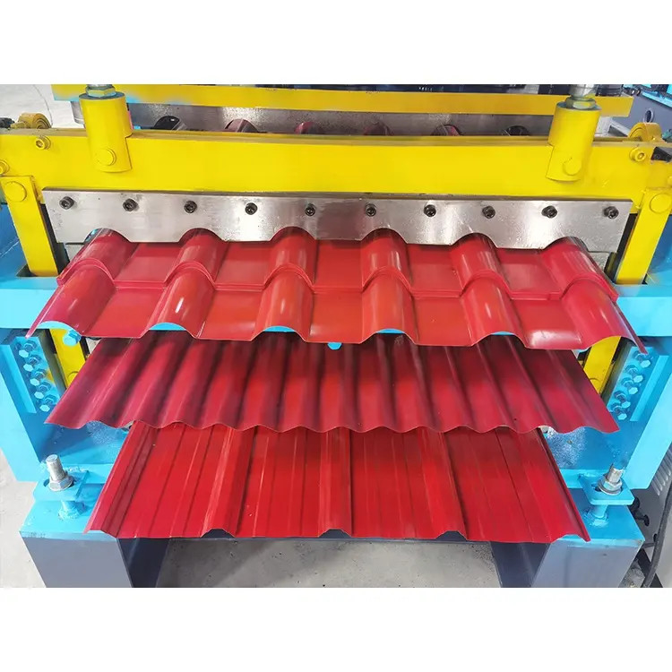 Gebäudematerial Maschinen Roof Panel Roll Forming Machine mit 5,5 kW Schneidleistung und hydraulisches Schneiden