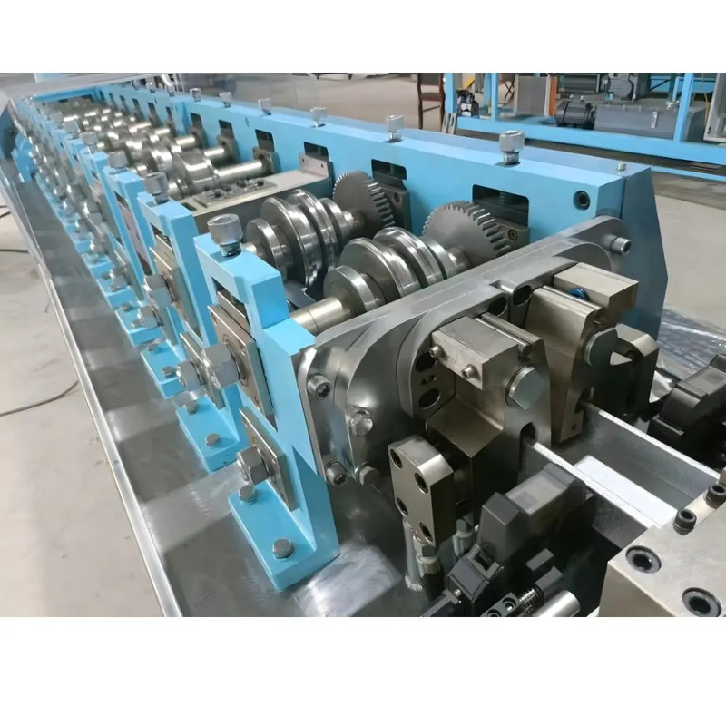 0.8-1.6mm Mehrfache Größen C89 C140 C200 Leichtstahlrahmenmaschine Leichtgabel Rollenformmaschine für Prefab Haus