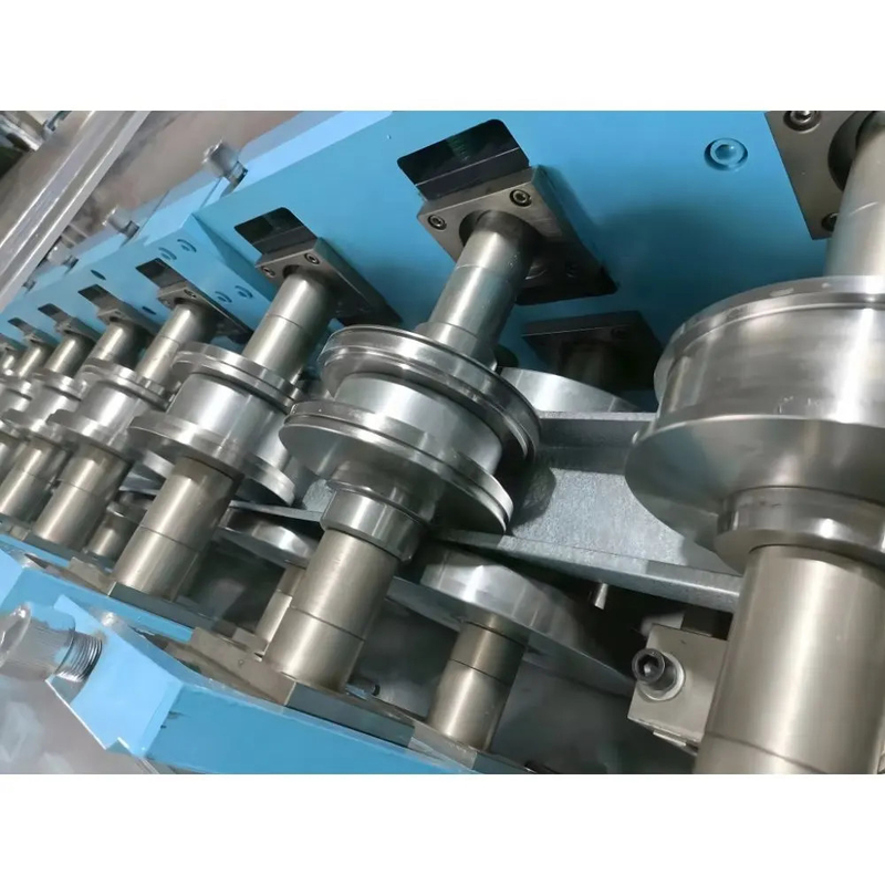 0.8-1.6mm Mehrfache Größen C89 C140 C200 Leichtstahlrahmenmaschine Leichtgabel Rollenformmaschine für Prefab Haus