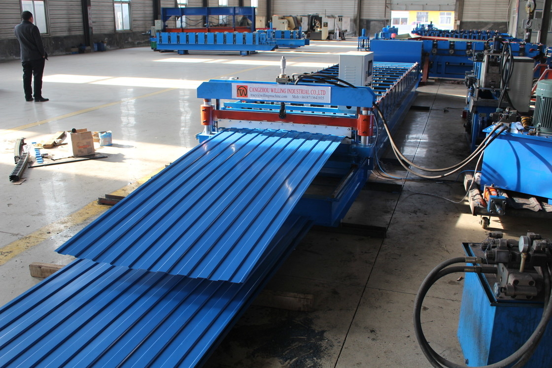 Hochgenaue vollautomatische Doppelschicht Stahl Welldach Ibr Dachplatten Rollenformmaschine EN Biegelschweißen