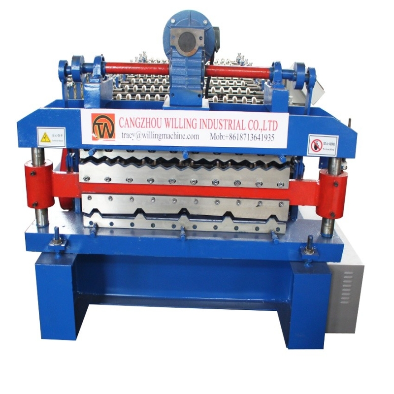SPS-Steuerung 0,3-0,6 mm Doppel-Schicht-Walzformmaschine 15 m/min für PPGl-Paneel-Dach