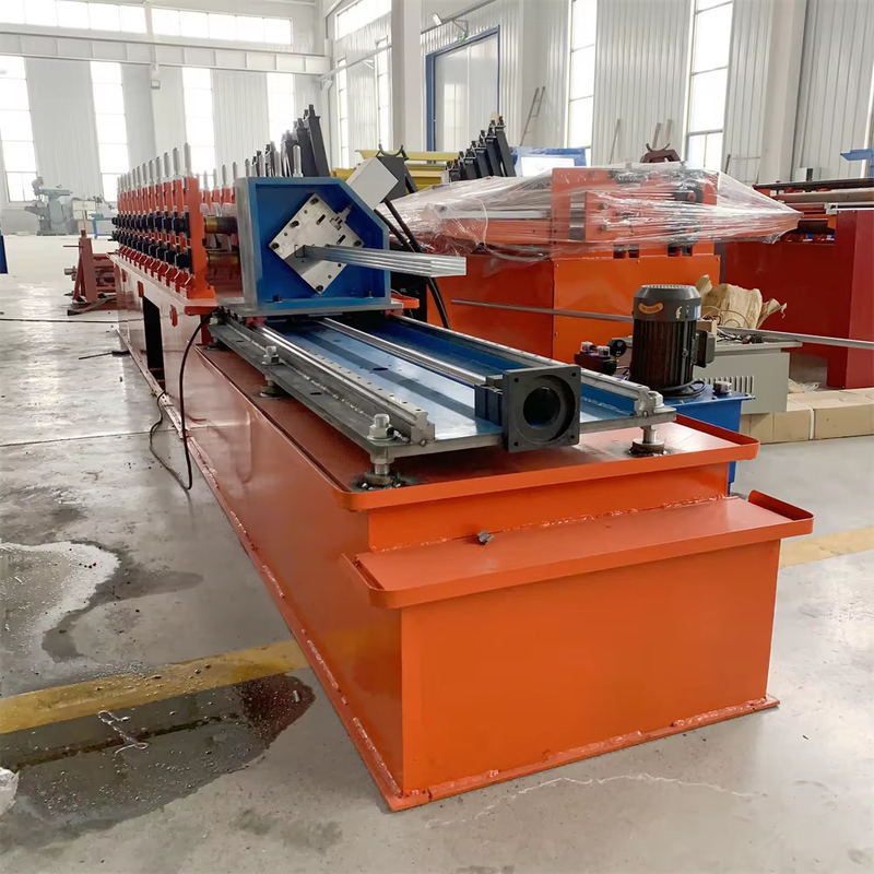 PLC-Steuerungssystem Stahlverarbeitungsteile Galvanisiertes U-Bügelstahl U-Kanal-Strukturstahl C Z U-Kanalprofil Purlin Roll Forming Machine