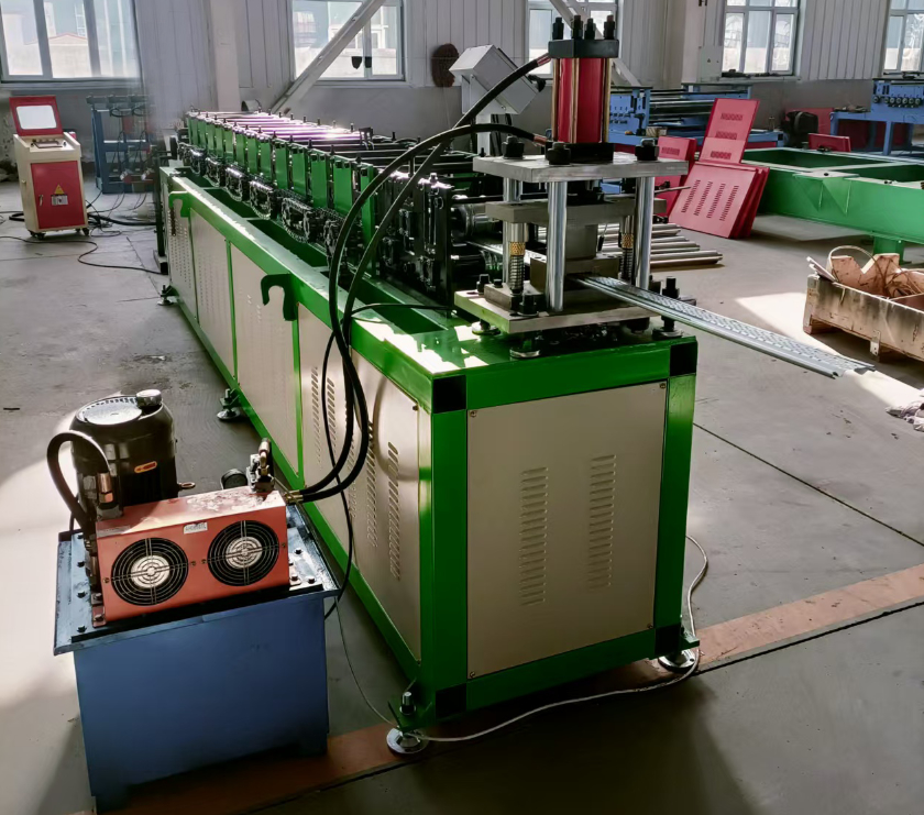Metall Rolltor Herstellung Maschinen Rolltor Stahl Lamellen Walzenformmaschine