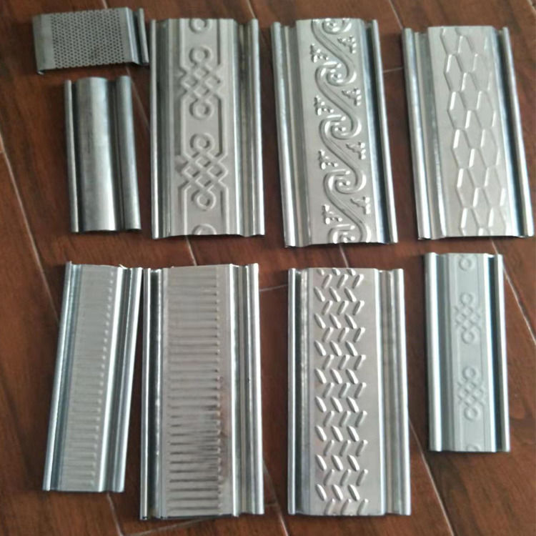 Führungspfeiler-Roll-Fixer-Stud und Gleis-Roll-Formmaschine mit 7,5 kW Hydraulik-Station Strom und Plc S7-200 Steuerung