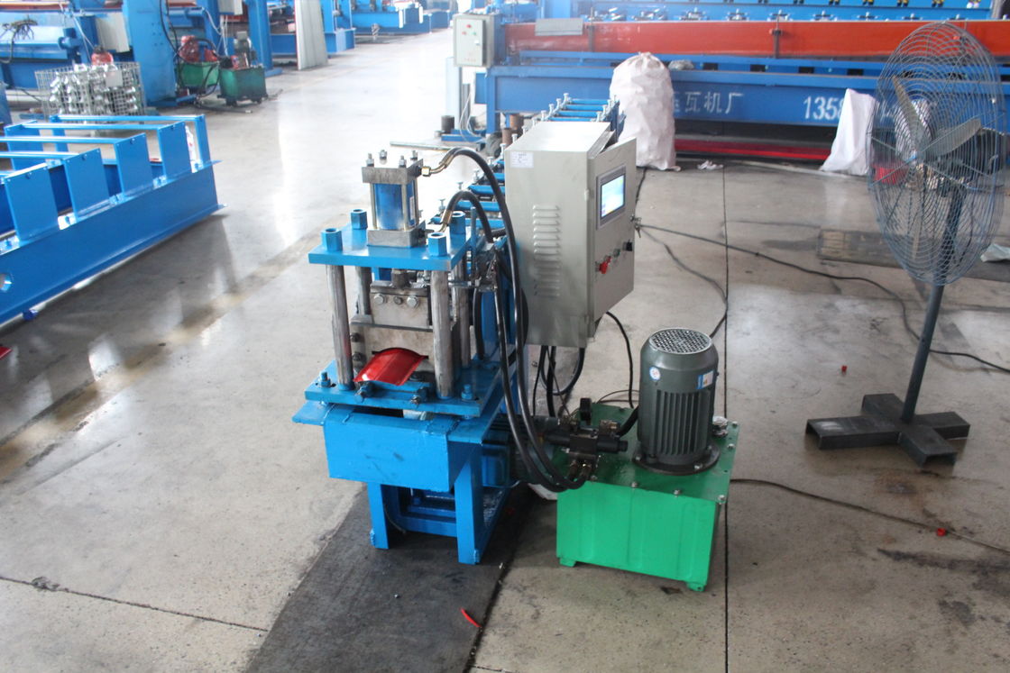 Stahlzaun-Rolle der Farbe3kw, die Maschine 0.3-0.6MM 14 Reihen-hohe Leistungsfähigkeit bildet