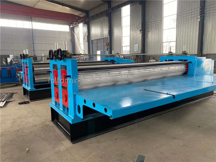 0.12-0.2mm Fass-gewölbte Rolle, die Maschine für dünnes galvanisiertes Material bildet