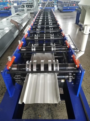 Selflock-Dach-Platten-Rolle, die Maschine PLC-Steuerhydraulischen Ausschnitt bildet