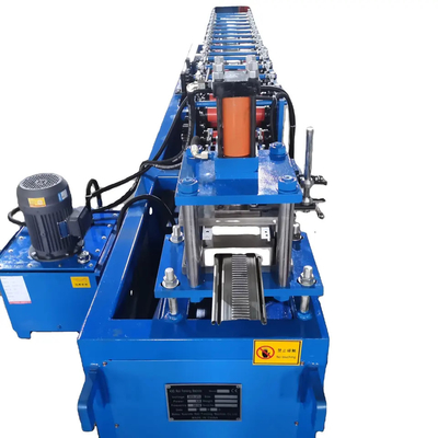 fensterladen-Tür-Rolle 4kw 85mm Fütterungs, diemaschinen-Rollen-Fensterladen-Tür-Maschine bildet
