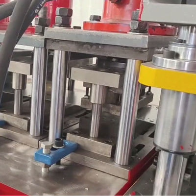 V-Rahmen-Racking-Träger-Palettenregal-Rolle, die Maschine PLC-Steuerung bildet