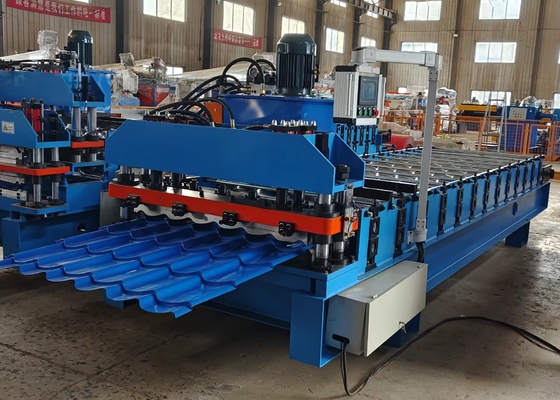 Plc 70-mm-Wellendach-Rollformmaschine für glasierte Metallfliesen