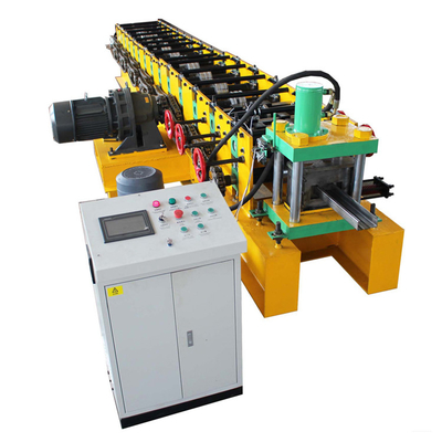 Automatische 2 mm C-Purlin-Rollformmaschine Kanal einstellbar