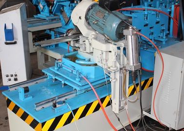 Handelsstations-Metalldach-Platten-Maschine der rollen-Fensterladen-Tür-Maschinen-12