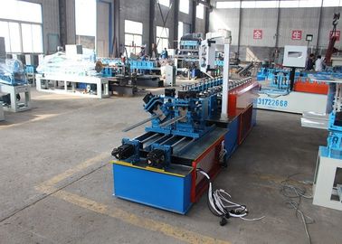 Helle Kiel-Metalldach-Platten-Maschinen-Landhaus-Rahmen-Platten-Rolle, die Maschine bildet