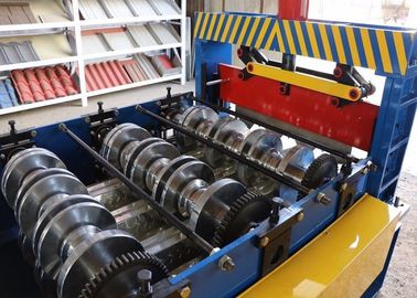 Platten-Rolle Holorib SuperholoRib, die Maschinen-Stehfalz-Metalldach-Maschine bildet