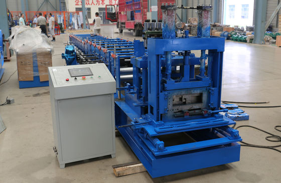 Hydraulische Ausschnitt 380v CZ Purlin-Rolle, welche die Maschine automatisch bildet