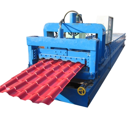 Stahlprofil 415V glasierte die Dachplatte, die Maschine Plc herstellt