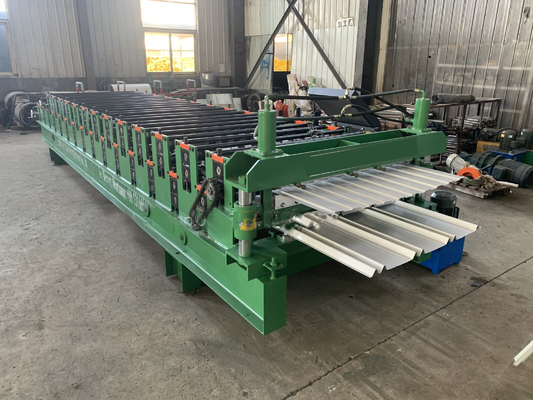 Ibr runzelte Doppelschicht 12m/Min Roof Panel Roll Former